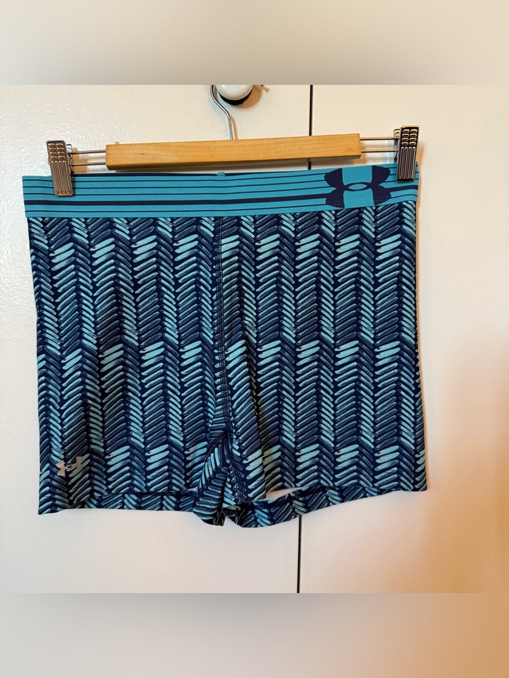 Under Armour Teal and Navy Patterned Boy Compression Bike Shorts (Conf 8)